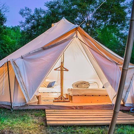 Lodg'Ing Nature Camp Dordogne Lacave  エクステリア 写真